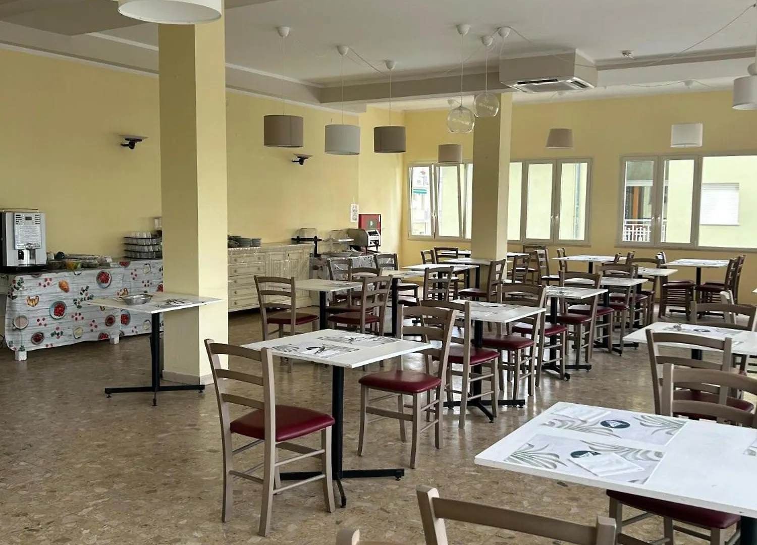 Hotel Ines Cesenatico 3*,